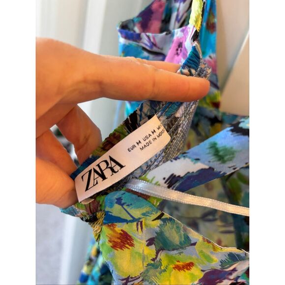 NWOT ZARA Floral Print V-Neck Midi Dress, Med $89 C14 - Picture 13 of 13